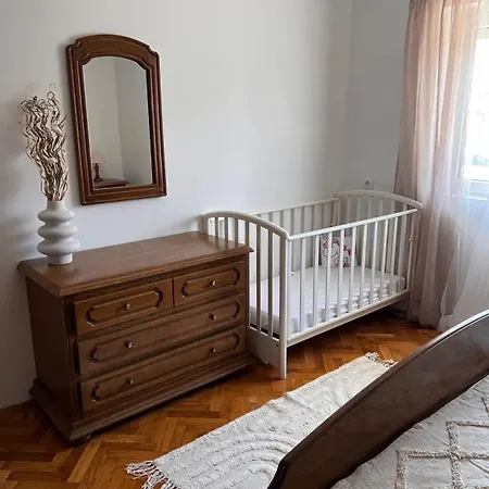 Privatunterkunft In Otok Dalmatinski 펜션