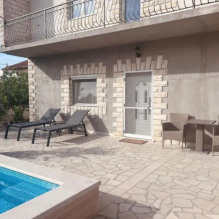 Privatunterkunft In Otok Dalmatinski