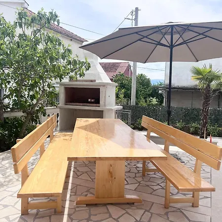 Privatunterkunft In Otok Dalmatinski Otok (Split-Dalmatia)
